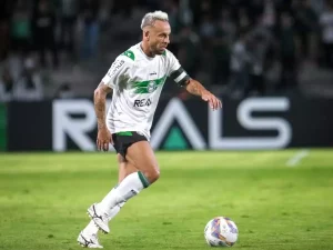 Rafinha jogando pelo Coritiba