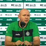 Mozart afirma que Coritiba não precisa de reforços (Foto: Reprodução/TV Coxa)