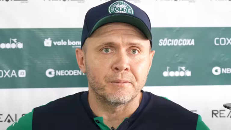 Mozart se preocupa com Coritiba (Foto: Reprodução/TV Coxa)