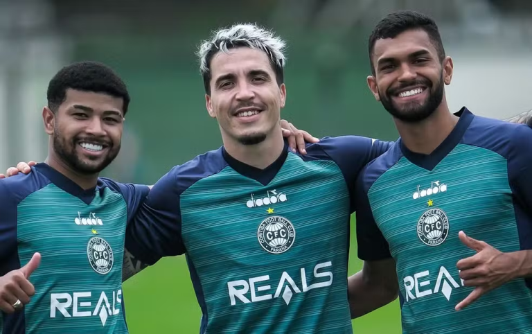 Coritiba tem desfalques para jogo contra Athletic-MG (Foto: Gabriel Thá/Coritiba)