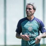 Coritiba busca renovação com Josué