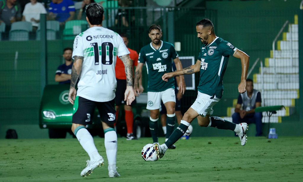 Goiás x Coritiba. Foto: Rorison Rodrigues