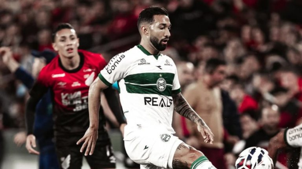 Clayson deve ser titular no Coritiba (Foto: Instagram/Clayson)