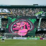 Faixa da torcida do Coritiba (Foto: Reprodução/Redes Sociais)