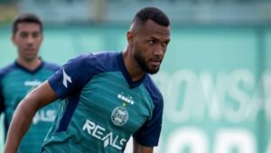 Gustavo Coutinho pelo Coritiba (Foto: Reprodução/Redes Sociais)