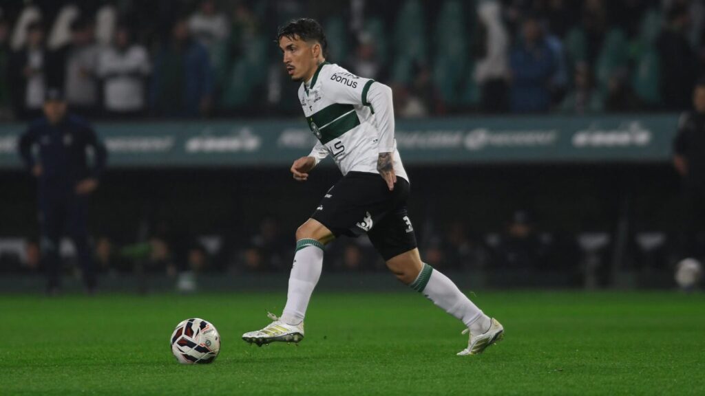 (Foto: Gustavo Oliveira/Coritiba)