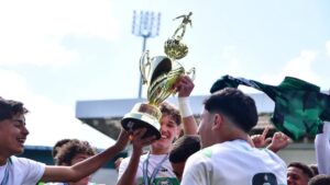 Coritiba é campeão do Sub-15 em Athletiba (Foto: Gerson Ferreira/FPF)