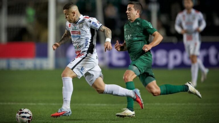 Coritiba é derrotado por Operário em Ponta Grossa (Foto: André Jonsson/OFEC)