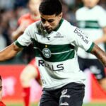 Coritiba segura empate e afunda Athletico-PR (Foto: Divulgação/Coxa)