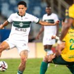 Coritiba enfrenta Cuiabá na Arena Pantanal (Foto: Divulgação/Gabriel Thá)