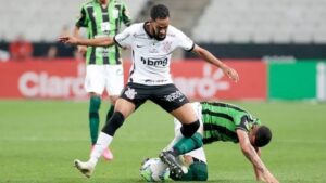 Everaldo tem valor do Corinthians a receber (Foto: Rodrigo Coca/Ag. Corinthians)