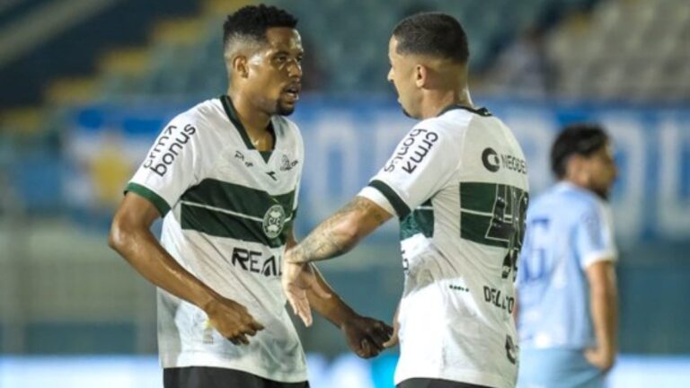 Coritiba vence Paysandu fora de casa (Foto: JP Pacheco)