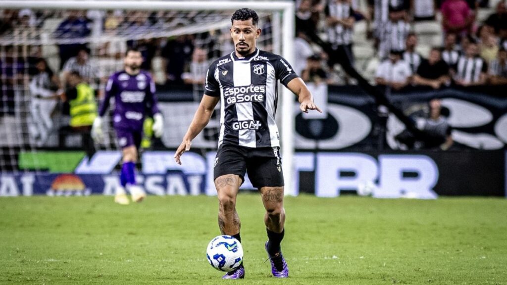 Coritiba negocia Fernando Sobral com Ceará