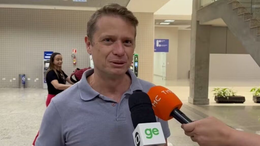 Fernando Seabra chega ao Coritiba