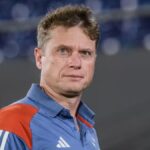 Coritiba se aproxima de Fernando Seabra