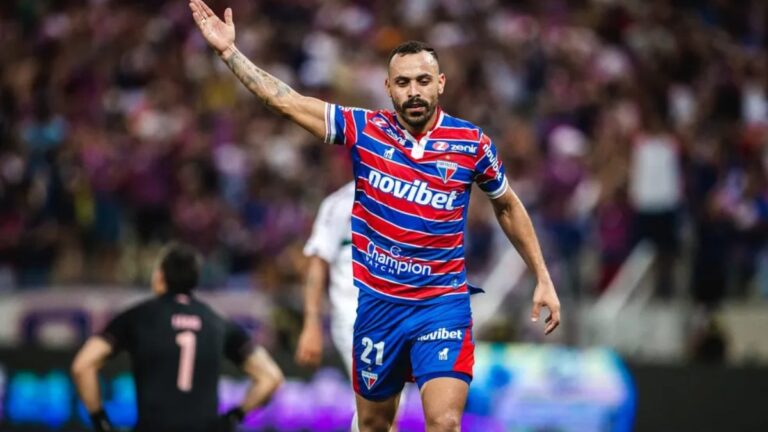 Coritiba quer Moisés do Fortaleza