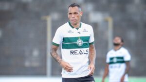 Coritiba vence Cascavel fora de casa