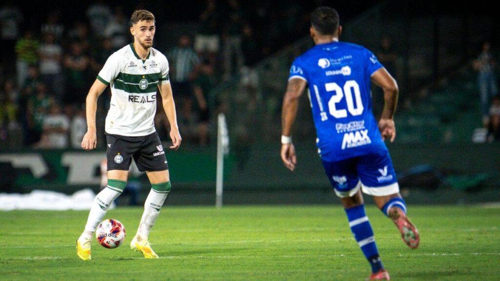 Coritiba é derrota na estreia pelo Foz do Iguaçu