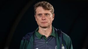 Coritiba vence Maringá no Paranaense