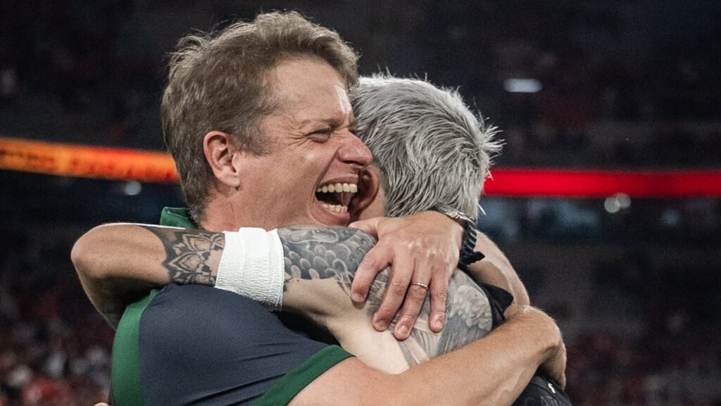 Seabra comemora vitória do Coritiba