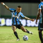 Coritiba negocia Lucas Esteves com Grêmio