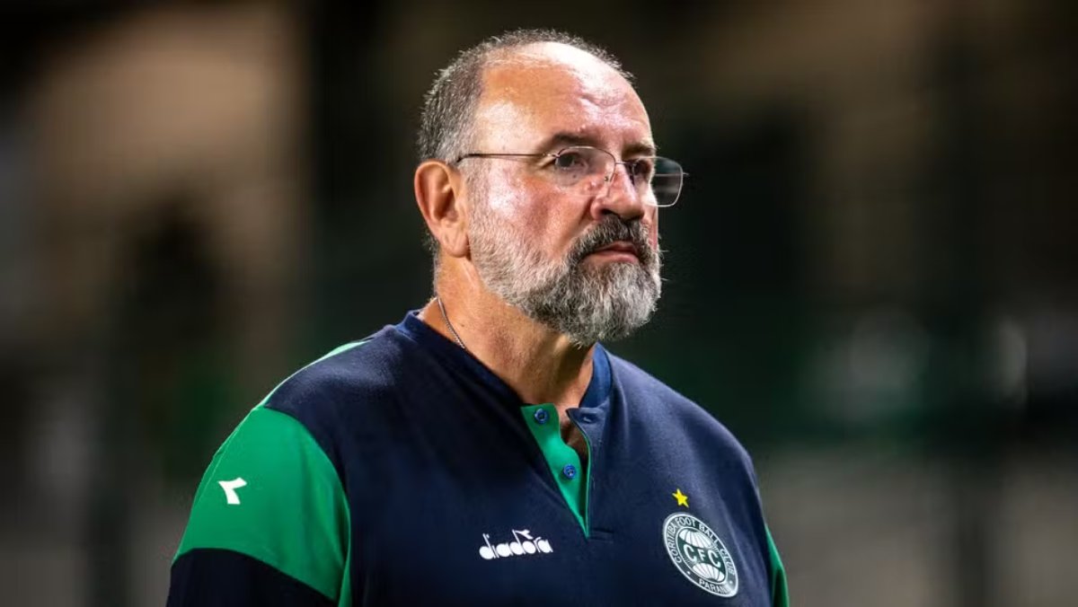 Coritiba é derrotado na estreia pelo Foz do Iguaçu