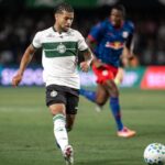Coritiba perde para RB Bragantino em estreia na Série A