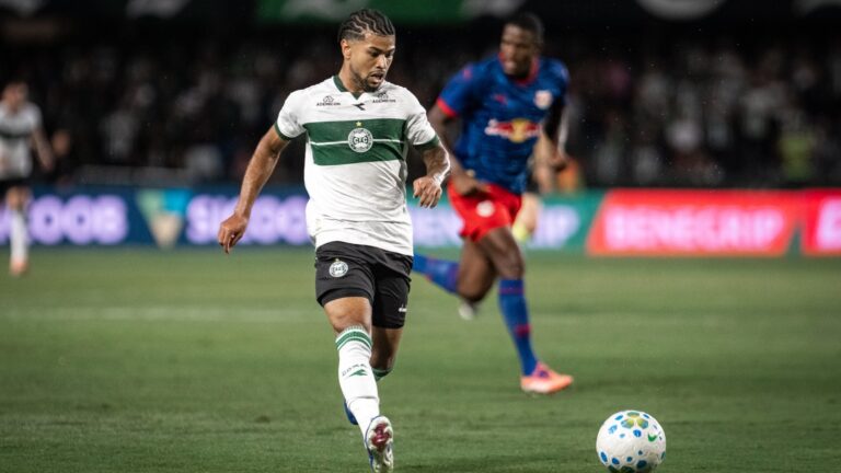 Coritiba perde para RB Bragantino em estreia na Série A