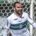 Coritiba tem oportunidade com Léo Gamalho