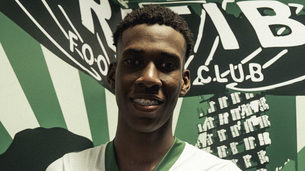 Coritiba anuncia jogador de parceria com Independiente del Valle