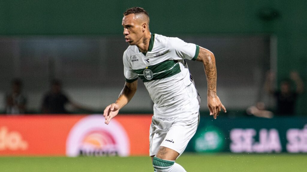 Coritiba empata com a Chapecoense fora de casa