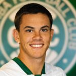 Coritiba fecha com JP Chermont