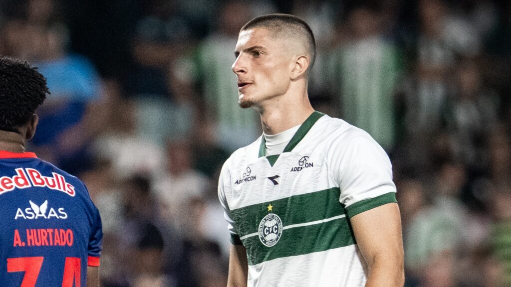 Coritiba perde para RB Bragantino em estreia na Série A