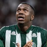 Coritiba enfrenta Corinthians fora de casa