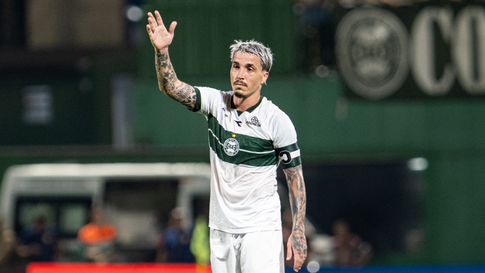 Coritiba empata com a Chapecoense fora de casa