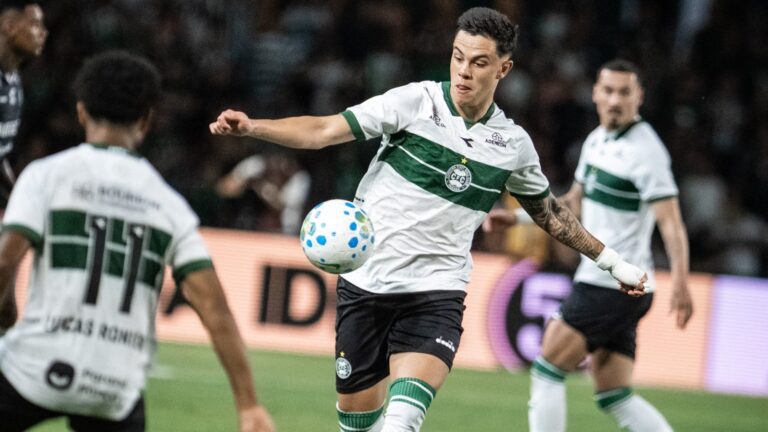 Coritiba derrota Remo em casa e volta a vencer no Alto da Glória