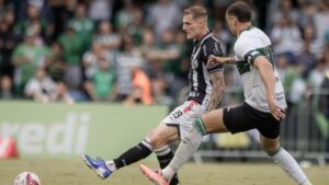 Coritiba tem Léo Gaúcho oferecido ao clube