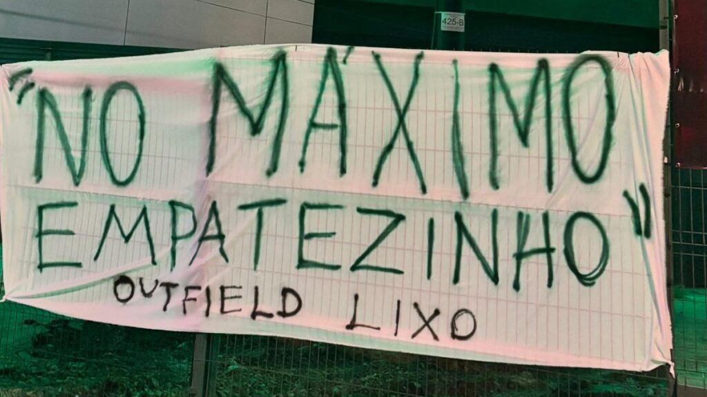 Coritiba protesta contra SAF