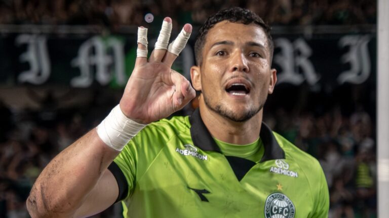 Coritiba derrota Remo em casa e volta a vencer no Alto da Glória