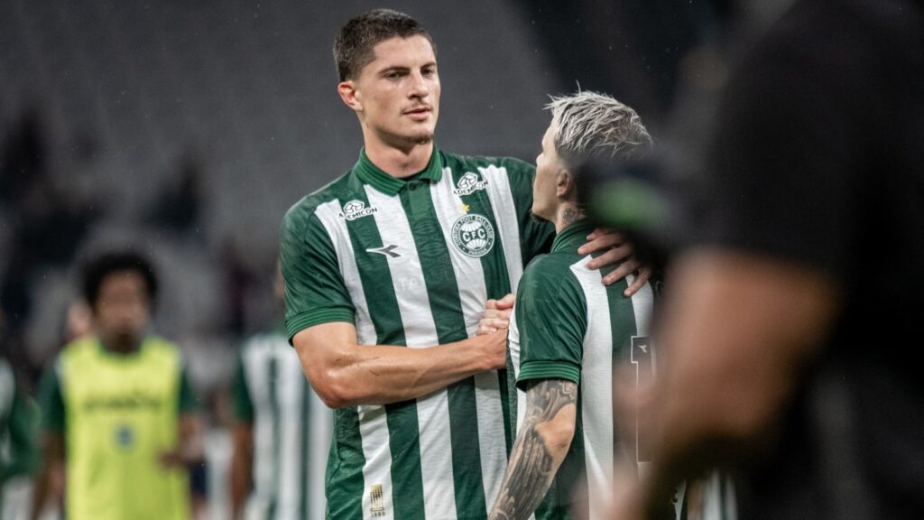 Coritiba enfrenta Corinthians fora de casa