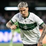 Coritiba sofre derrota para Santos e está fora da Copa do Brasil